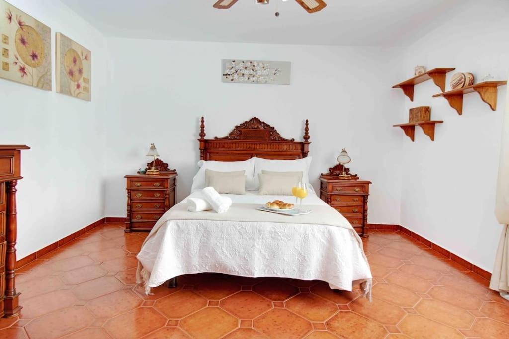 شقة Duplex Tematico Andaluz Con Agradable Terraza - El Mirador De Benahavis 2 المظهر الخارجي الصورة