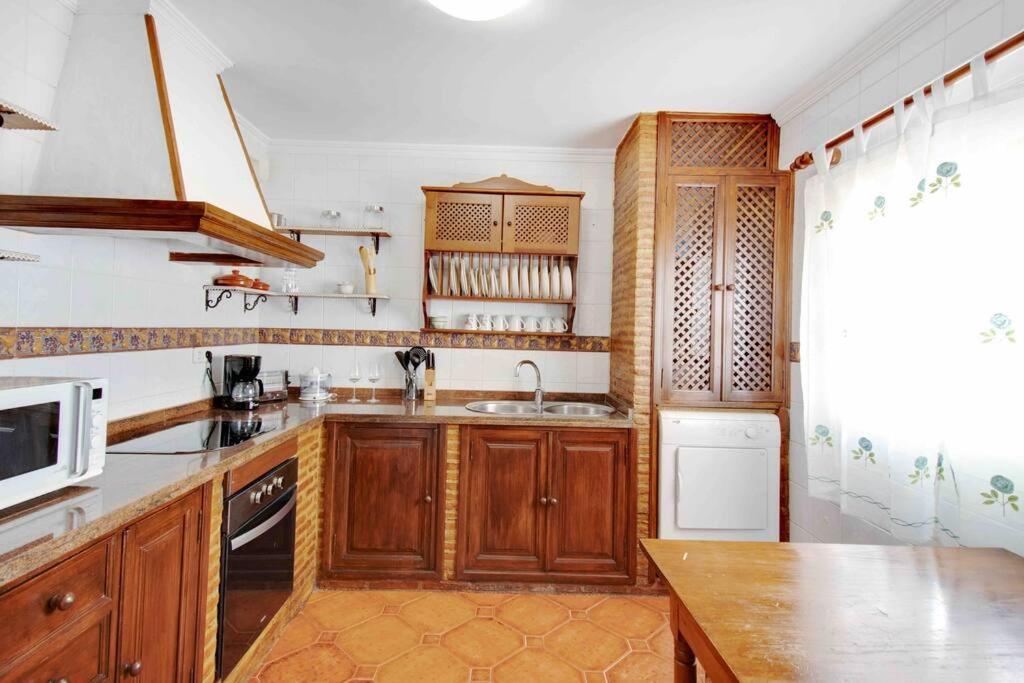شقة Duplex Tematico Andaluz Con Agradable Terraza - El Mirador De Benahavis 2 المظهر الخارجي الصورة