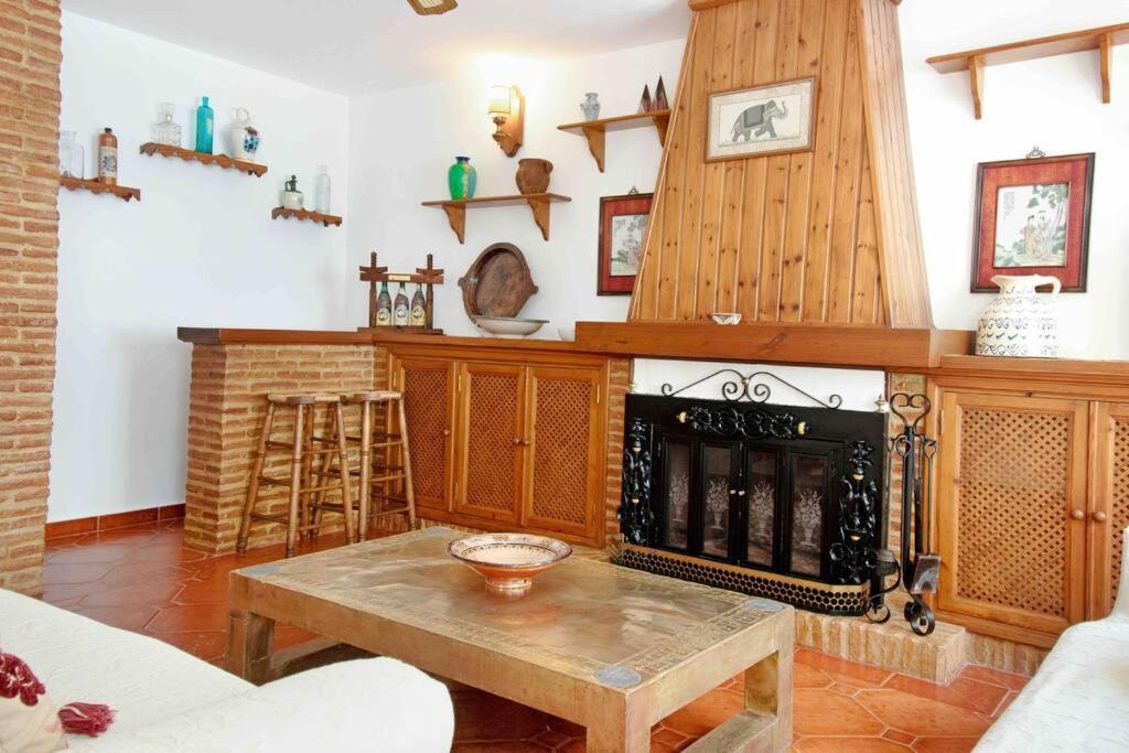 شقة Duplex Tematico Andaluz Con Agradable Terraza - El Mirador De Benahavis 2 المظهر الخارجي الصورة