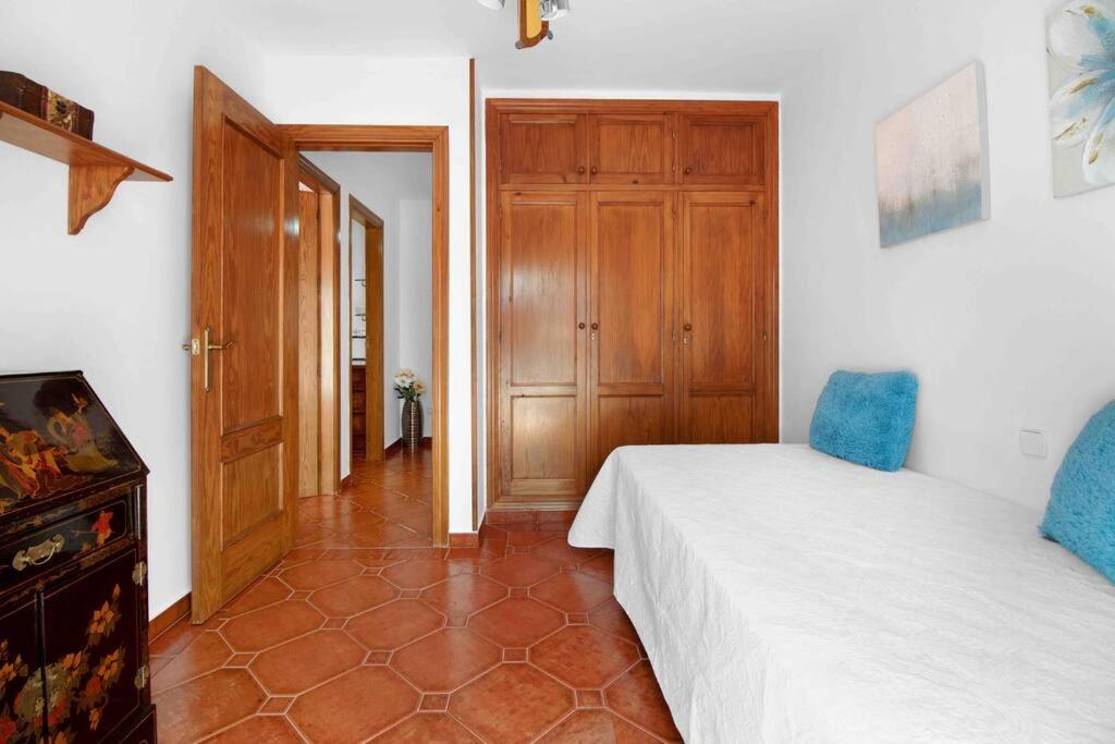 شقة Duplex Tematico Andaluz Con Agradable Terraza - El Mirador De Benahavis 2 المظهر الخارجي الصورة